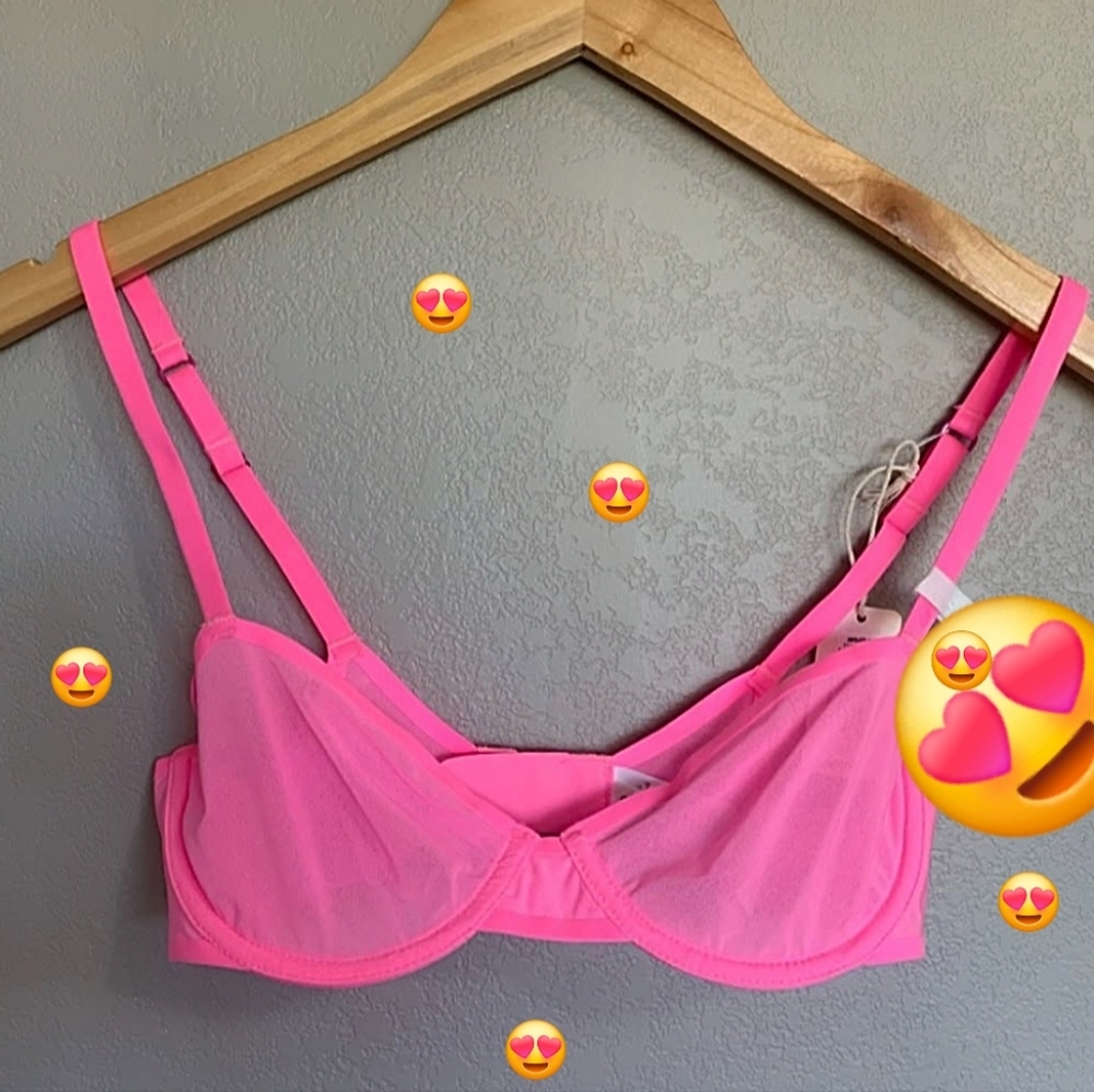 Aerie Women's Pink Bra
